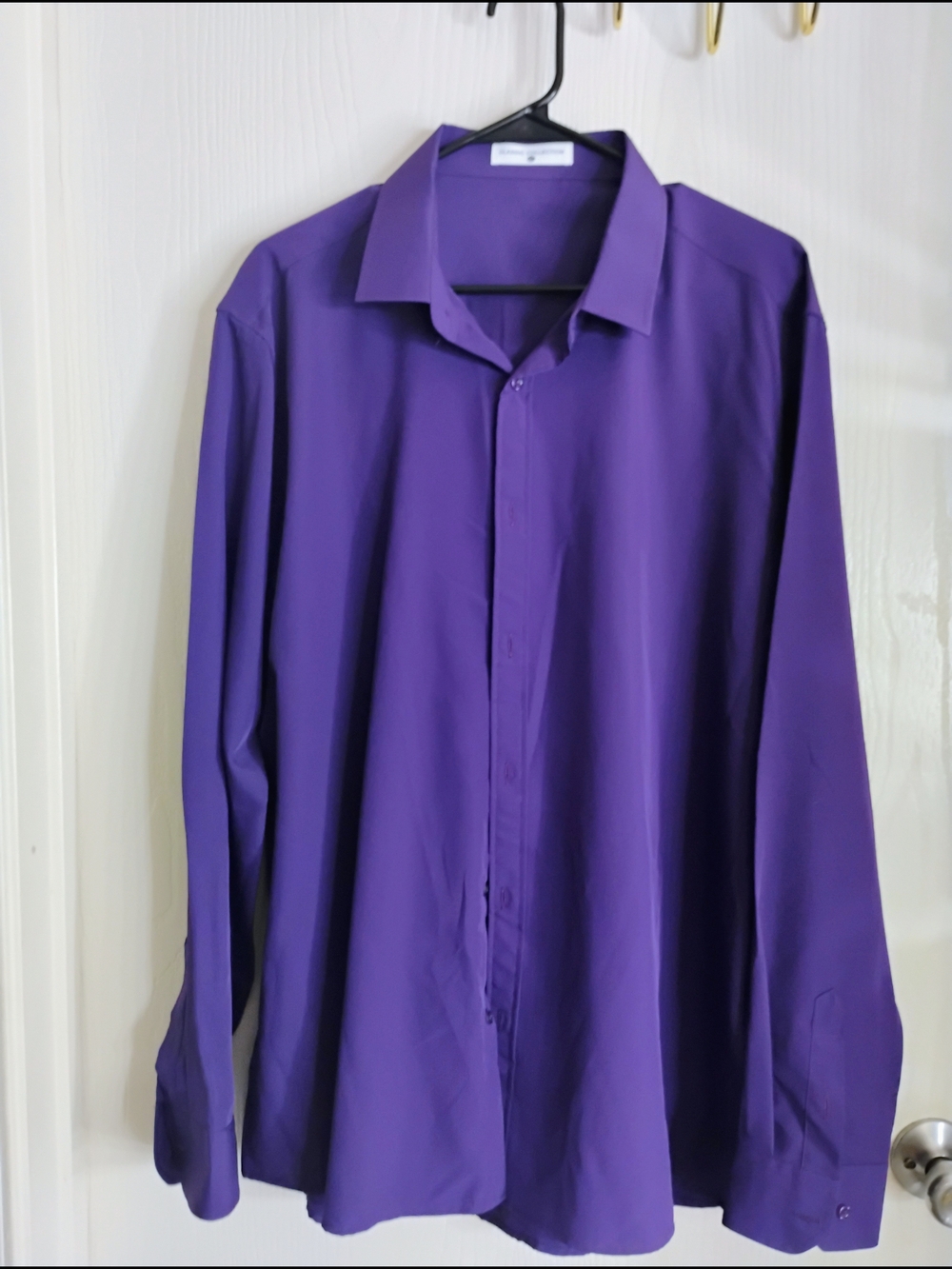 CLASSIC  COLLECTION Men's Purple Dress Shirt with Point Collar